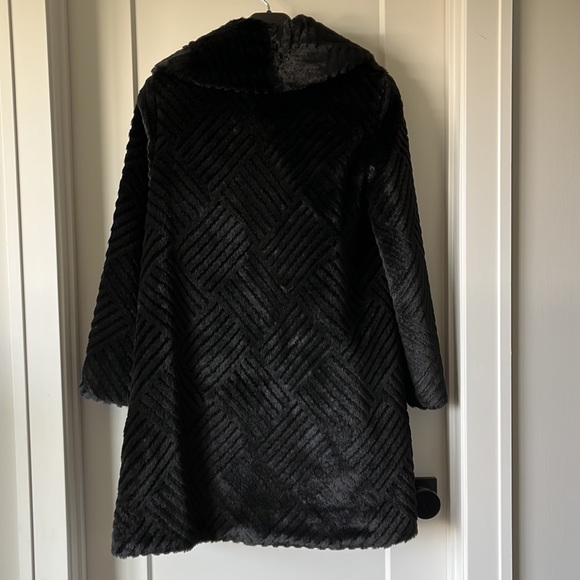 Alpine Studio Jacket - Picture 3 of 7